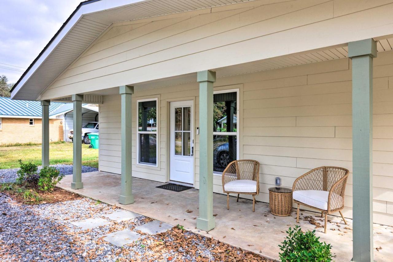 Spacious Gulfport Home With Yard 1 Mi To Beach Exterior foto